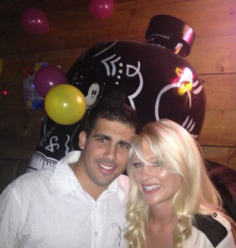 ozzyaz1's profile picture. 