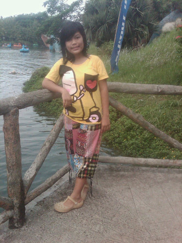 Emellia_Egiana's profile picture. Sayang fendy :* :) :p