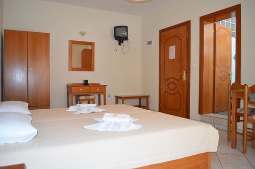 Studios Fotini is located at the most beautiful place on Thassos island, at Golden Beach. Only 20 meters from the beach!