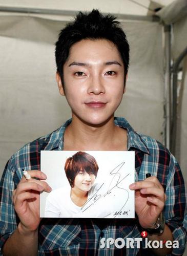 超新星　superjuniorだいすきです