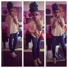 WAZZUP YALL!! IM zonnique FROM da OMG GIRLZ ...LIVE YA LIFE AND IM DEFINATLY GONNA LIVE MINE :) FOLLOW MEH *muah*I FOLLOW BACK