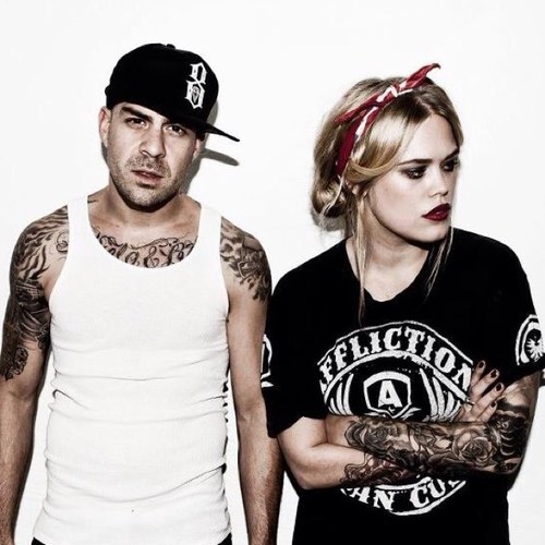 Rapper Ted straight från fucking Jakan, Sthlm... http://t.co/b2rbIEJQgY