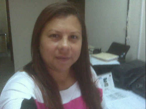 Merideña d nacimiento pero Zulianisima d Corazon,con 3 Hermosos Hijos y 1 Sposo Maravilloso...Feliz y Trabajadora