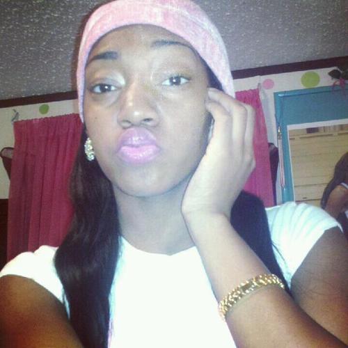 ♥ Im just a simple girl living out my dream :) SO jus ƒ▒σ▒ℓ▒ℓ▒σ▒ω═► ♥ (MEH) && il ƒ▒σ▒ℓ▒ℓ▒σ▒ω═►(YUH)