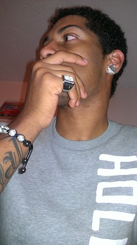 Lo_K_M's profile picture. You Follow, I Follow, We Follow!