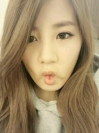 VERIFIED from @Pro_RPent |anaknya mommy @Pro_kimhyuna4m (˘⌣˘)ε˘`) | leader of apink |#APinkUnited