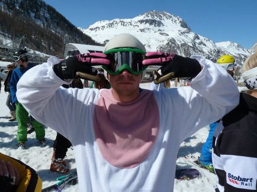 JamesDevine20's profile picture. Livin' The Dream