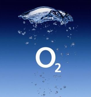 Local O2 store in the Trafford Centre. Helping customers connect and local business around the Trafford Area. Email martin.king@o2.com for more information.