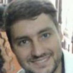 Profesor de Secundaria con raíces en el mundo del Derecho. Comentarista de la actualidad política