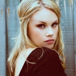 AppleRosePhotog's profile picture. Professional Photographer | Instagram Addict | Lover of all things delicious | Your personal expert on tips for pretty pics!