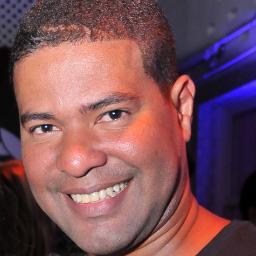 Sou Promoter, assessor de eventos, agenciador de Djs e Colunista, trabalho também como Relações Públicas da Federação de Surfe do Estado do Rio