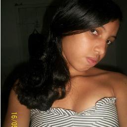 Uma adolecente de 16 anos,evangelica naum gosto de pessoa falsas e amo fazer amizade....