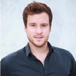 Acount&Digital Manager @TheBocal #CM #socialmedia addict | Student in #Marketing @HauteEcoleHELMo Sainte-Marie Liège.