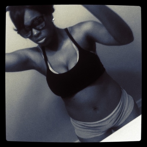 I'm a girl who like girls. I live to
Be different from you .!