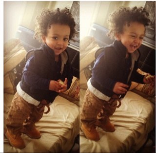 Heyy guys this london my bestfriend is @BLAKE_SNAPBACKS been friends since pre-k mommy is @Beautypinkhair my sis is @Baaby_Bre im 2 years old hehehe