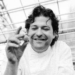 Entrepreneur. Ambassador for nature. Do what you love the most and you will never have to work again! #thefarmkitchen #bieterbal #kookfabriek ✌