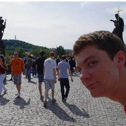 Pharmacology (not farm ecology) student at Leeds Uni, member of @FeelingFeline, and lover of fun