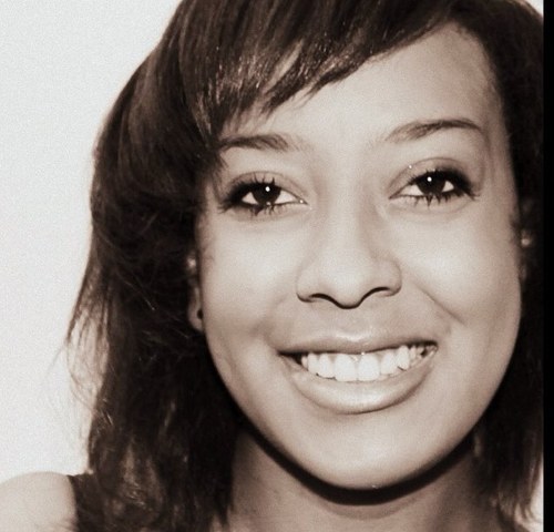 singer, globetrotter, music spotter, media- and musicmanager, dreamer, ...