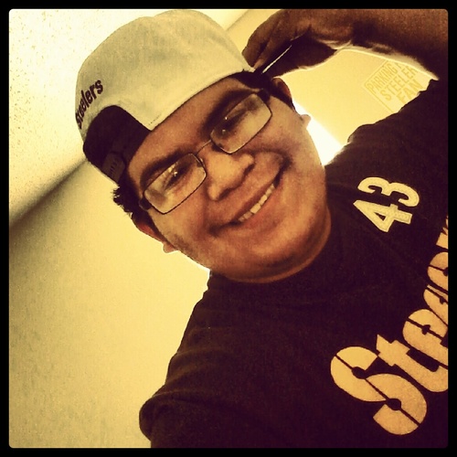 09/26 is the day the world was ready for me I work n go to school my life is all about music dancin n sports