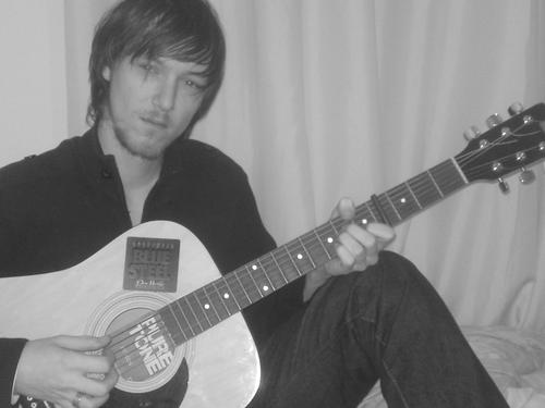 Im a singer songwriter from the uk and i love music of all genres