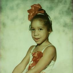 robinsnest7's profile picture. 