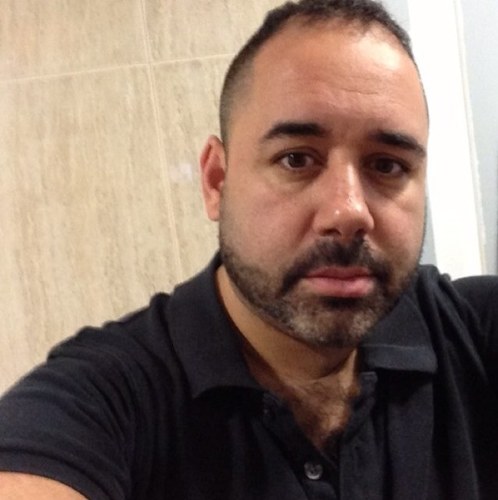 manelqr's profile picture. Me gusta la cocina, la informática, el misterio,  el cine y Marta Sánchez.