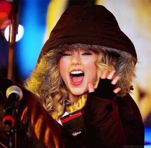 You see Taylor Swift, I see my idol.