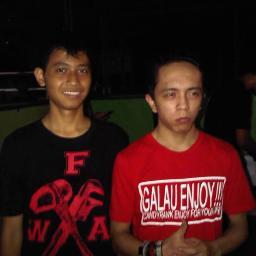 follback just mention| vokalist @warforarnold .