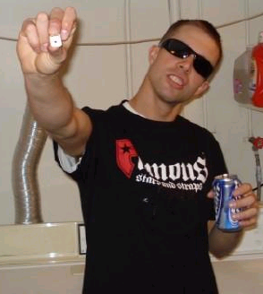just a slick mo fo from NE that loves to party hard and have permiscuous sex all the time. HOLLR