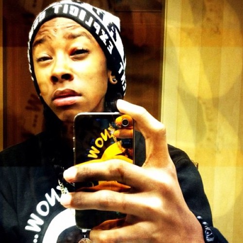 #ParodyGang !
My Heart Goes To Zonnique Jaliee Pullins .
Inna Group With 3Boys , Including Me !
Follow Me & Remember Stay Mindless ❤