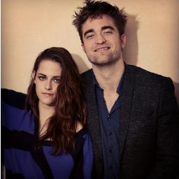 As melhores notícias sobre Robert Pattinson, Demi Lovato, Kristen Stewart, Taylor Swift, Saga Crepúsculo você encontra aqui. http://t.co/mlAinoj9
