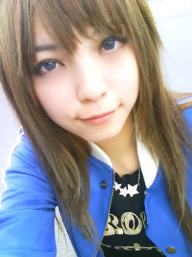 weektee45's profile picture. 苦学生やってます～(￣◇￣;)
本当に大変な毎日だけど、慎ましく生きてます。。
でも、友達はいっぱいほしいから、Twitter始めました！よろしくね～