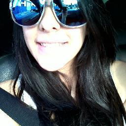- Brigadeiro , Amigos , Twitter , FacebookViroVicio' , MinhaCama k , SeuSorriso , SeusOlhos' Amo mtmt tudo isso 33