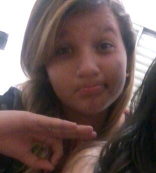 uma menina,que ama o @MCRashid , e que ama rap,qe sabe valorizar uma amizade,que ama Deus e tudo que lhe faz bem (: siga-me e me conheca melhor