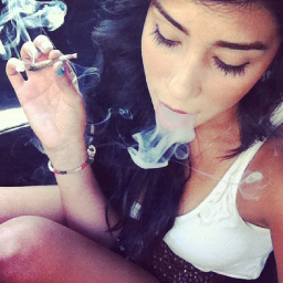 look like barbie, smoke like marley. #stonernation #potheadproblems