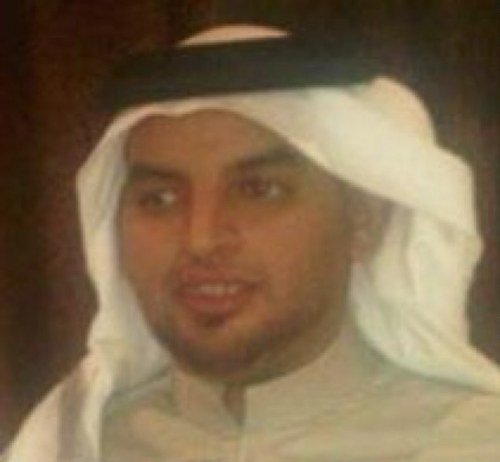 ثقتي بـ آلله تعدت حدود آلسمآء لذلك آنآ لا آرتقب من آهل آلارض شيء