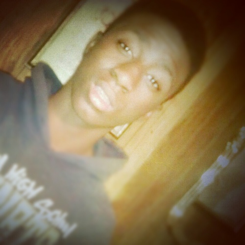 Bio?? nawl...kool af follow me ill follow back.!! #str8 up