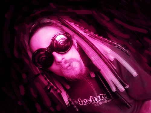 Artist, ship builder, pizza expert! does dat streaming thing sometimes!