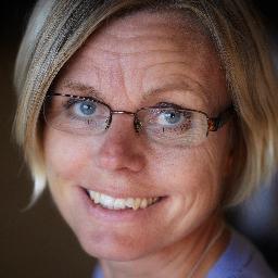 AnnetteGrandt's profile picture. Journalist & kommunikationsrådgiver. Store ord på flot papir kan dupere mange. Jeg vil ikke ha gevir over mine sange. Halfdan R.