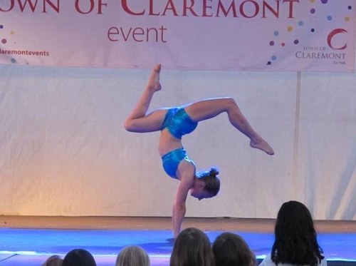 An award-winning performance and entertainment company specialising in variety and cabaret shows.