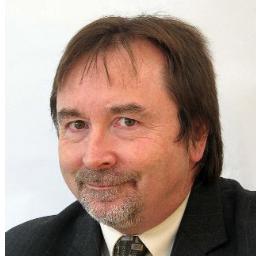 Garden Designer with 25 years experience. Author of 6 books, RHS speaker and lecturer.