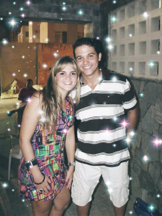 Talvez eu venha a sofrer... * talvez eu venha a chorar... *_* A vida e feita de incertezas... A unica certeza que tenho, e que nasci pra te amar.