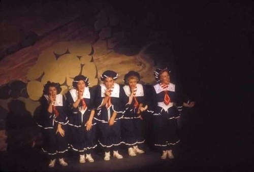 apkintzi's profile picture. 