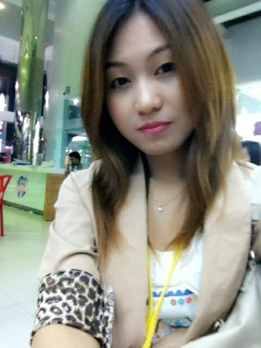 I'm Yoo. » I studying Law at Khonkaen University. ^^