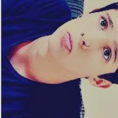 Srtoduds's profile picture. Sou ciumento, bobo, inseguro, romântico, chorão, mandão, orgulhoso, irônico, sonhador, exagerado, dramático, fake e gay.         Gostou? Follow-me. *u*