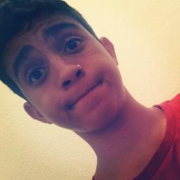 16 anos, sou ecletico, adoro comer, sou bissexual, e feliz de mais da conta kk, falei demais entao bj me liga!
https://t.co/9fyv0unq
