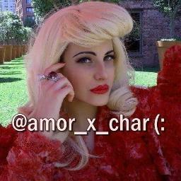 Hola! nosotras somos: Loli, Euge, Mari, Sol y Eva! somos amigas de Charlotte C. Caniggia ♥ Hacemos el aguante desde Marbella! Gracias por seguirnos (: