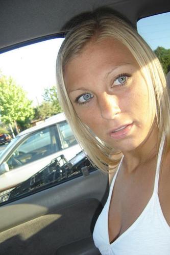 KristenCross10's profile picture. My old profile has more pictures click here - http://t.co/GQzSSEgy (must signup to prove you are over 18)