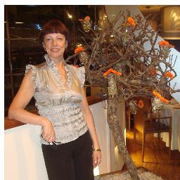 AlinaGirvica's profile picture. 