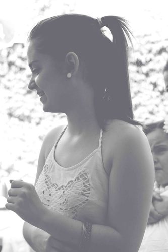 Técnica en Producción de Audiovisuales
 y estudiante de CAV en la UCM...Deja de pensar en la vida y resuélvete a vivirla...